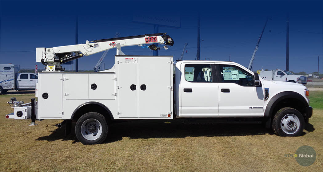 Mobile workshop truck right side view