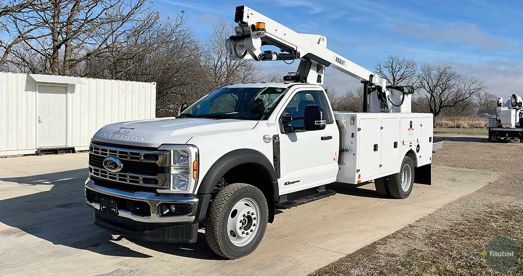 Bucket Truck Versalift Ford picture 5