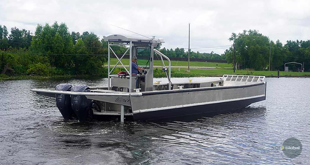 Heavy-duty aluminum landing boat picture 2